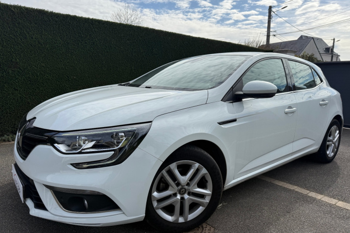 RENAULT MEGANE IV BERLINE BUSINESS