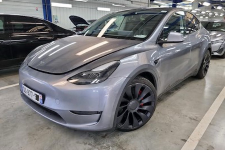 TESLA MODEL Y