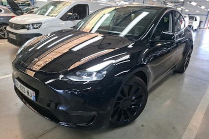 TESLA MODEL Y