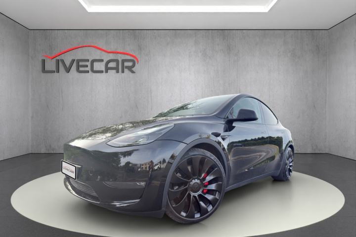 TESLA MODEL Y